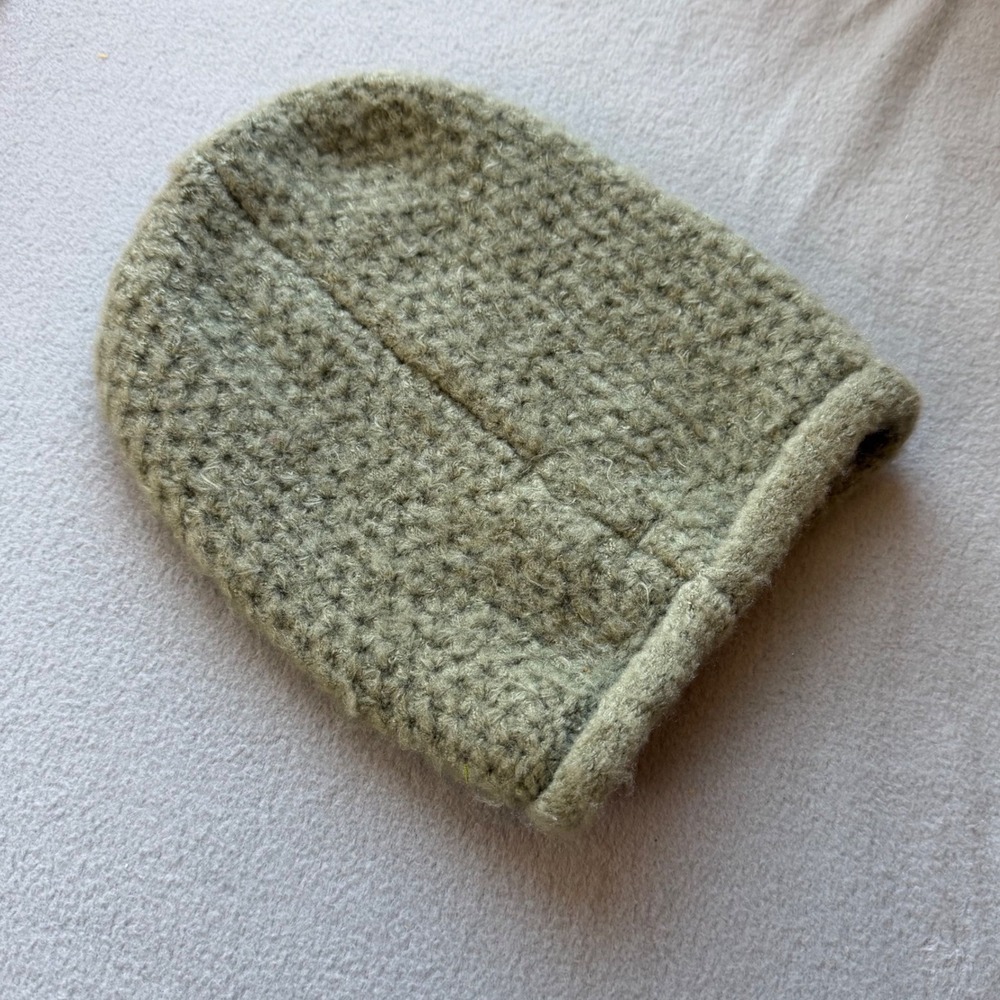 Free People Sage Green Knit Slouchy Beanie Boho Indie Cabincore 90s Grunge Hat